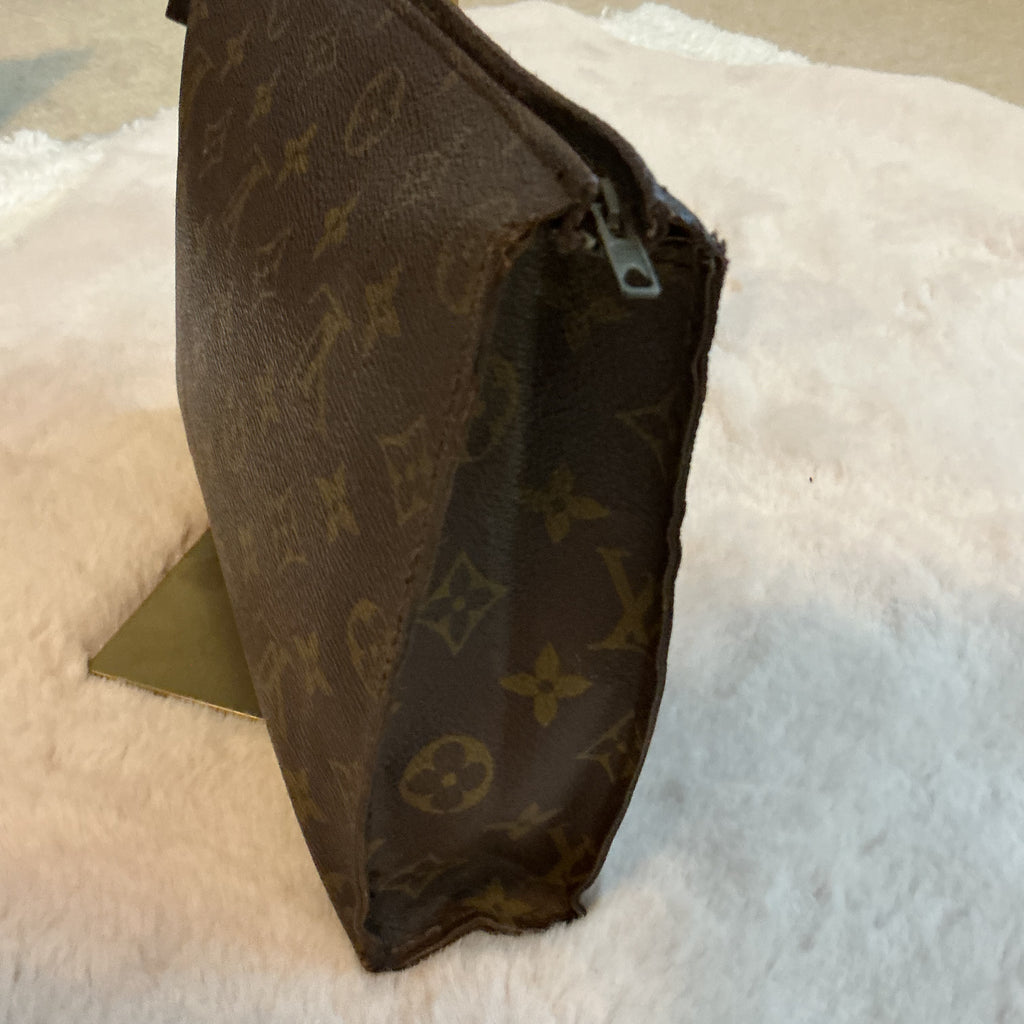 Louis Vuitton Monogram Toiletry 26 Vintage Pouch