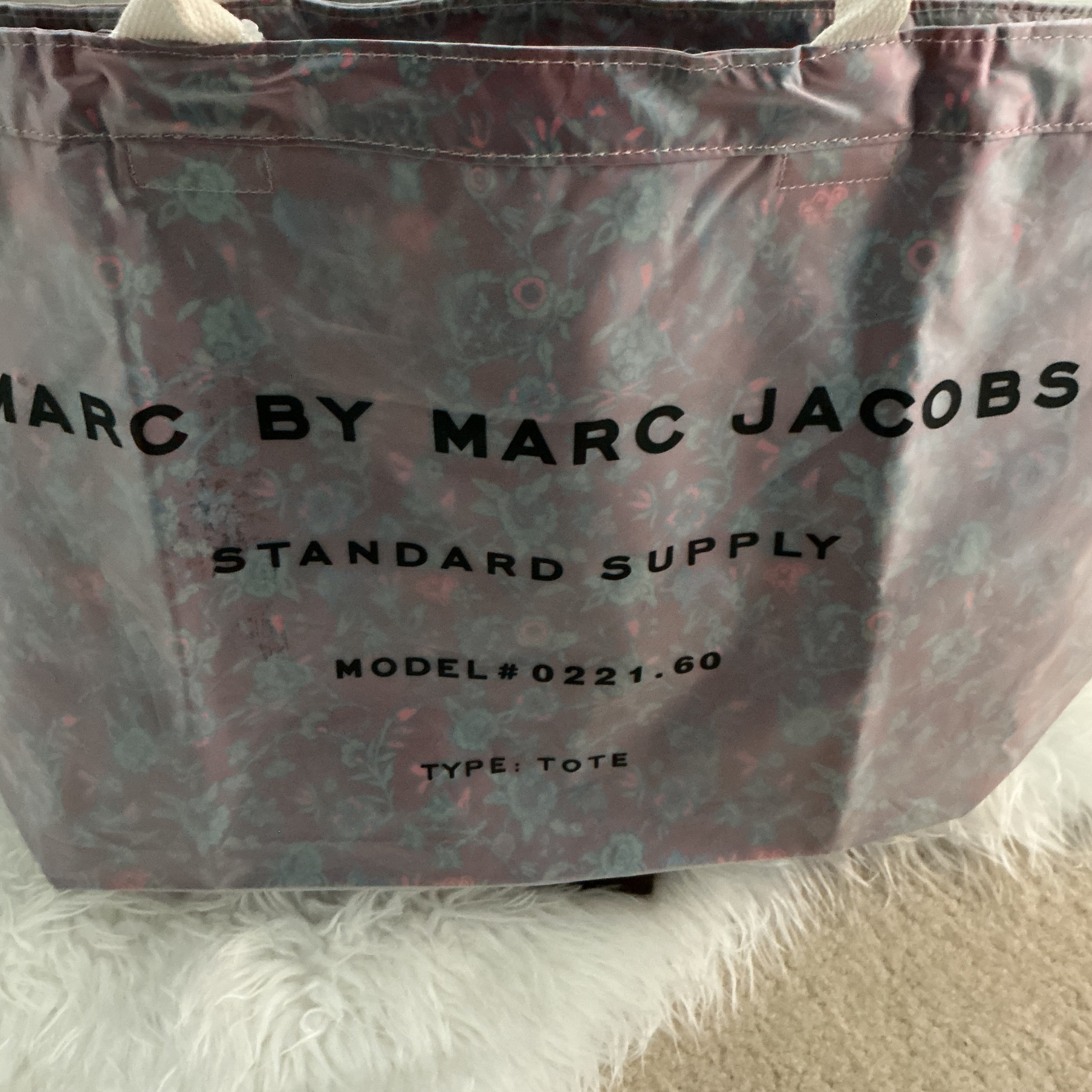 MARC BY MARC JACOBS STANDARD SUPPLY LARGE TOTE