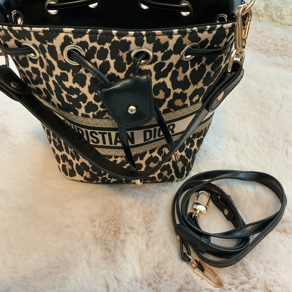 CHRISTIAN DIOR LEOPARD PRINT CROSSBODY BAG WITH CROSSBODY STRAP