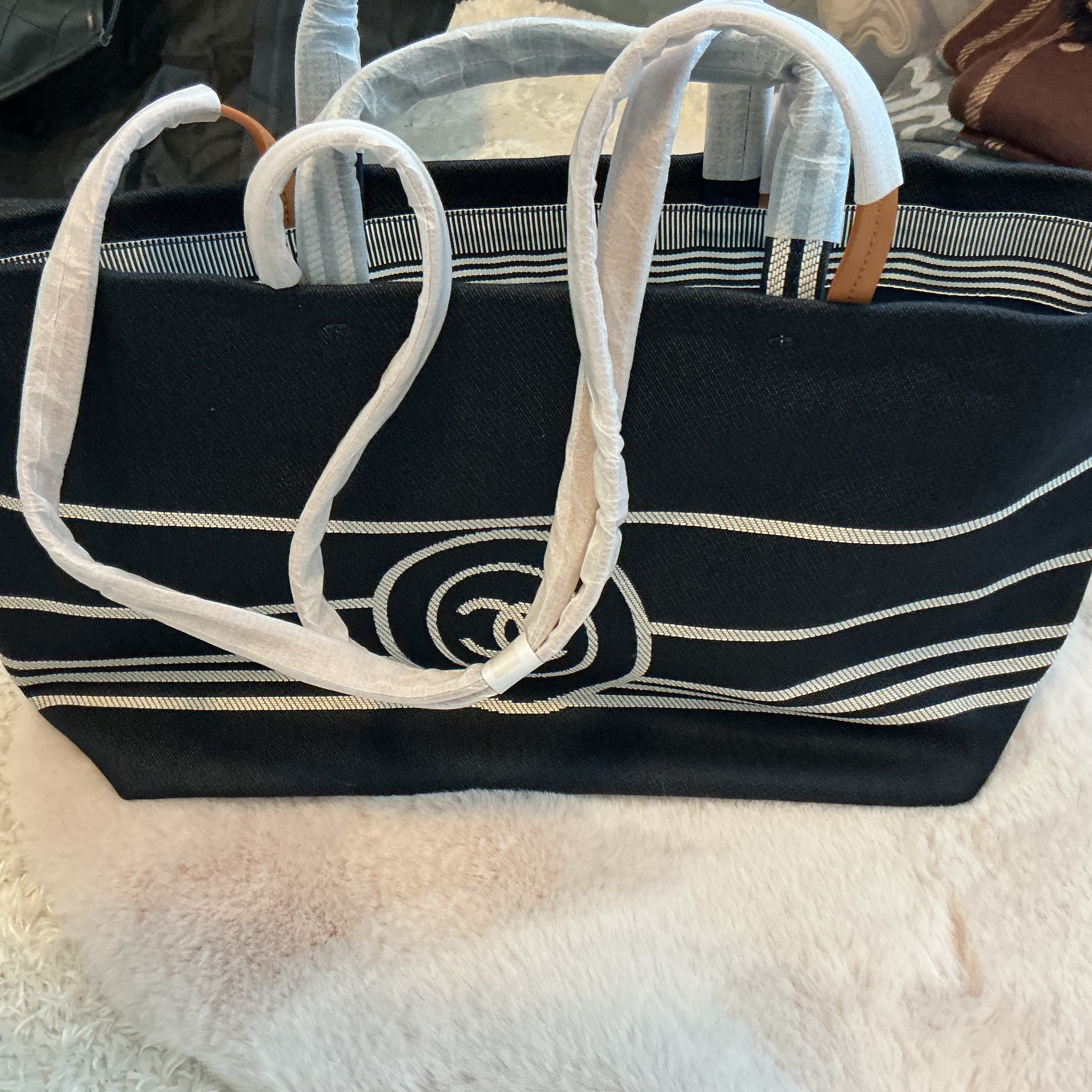 CHANEL CC LARGE TOTE VIP ITEM