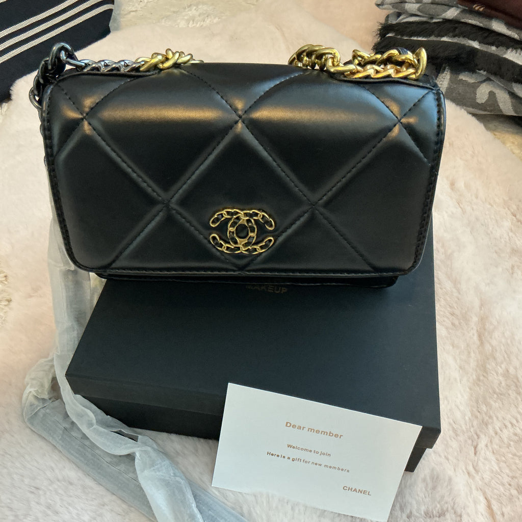 CHANEL 2 TONED SHOULDER CHAIN  BAG VIP ITEM