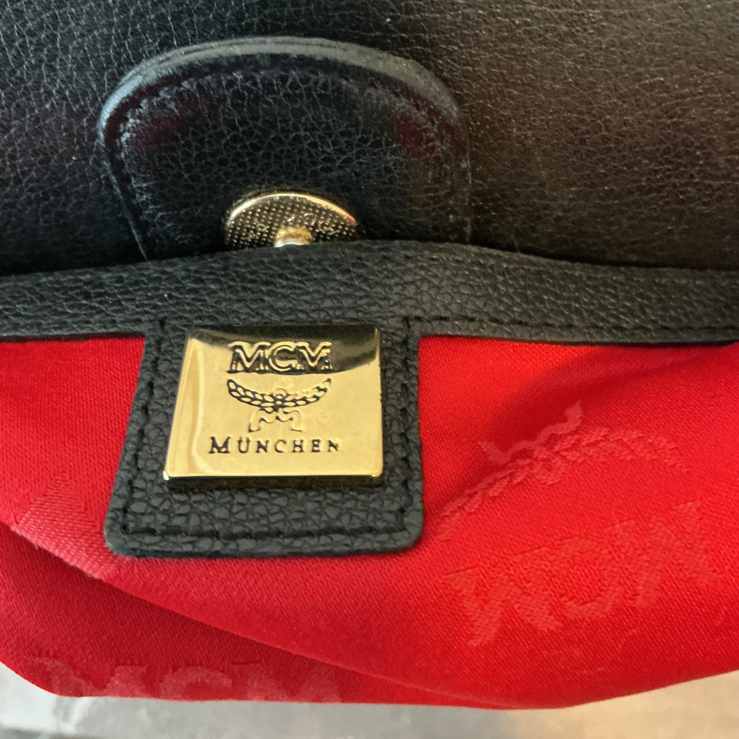 MCM BUCKET SHOULDER BAG