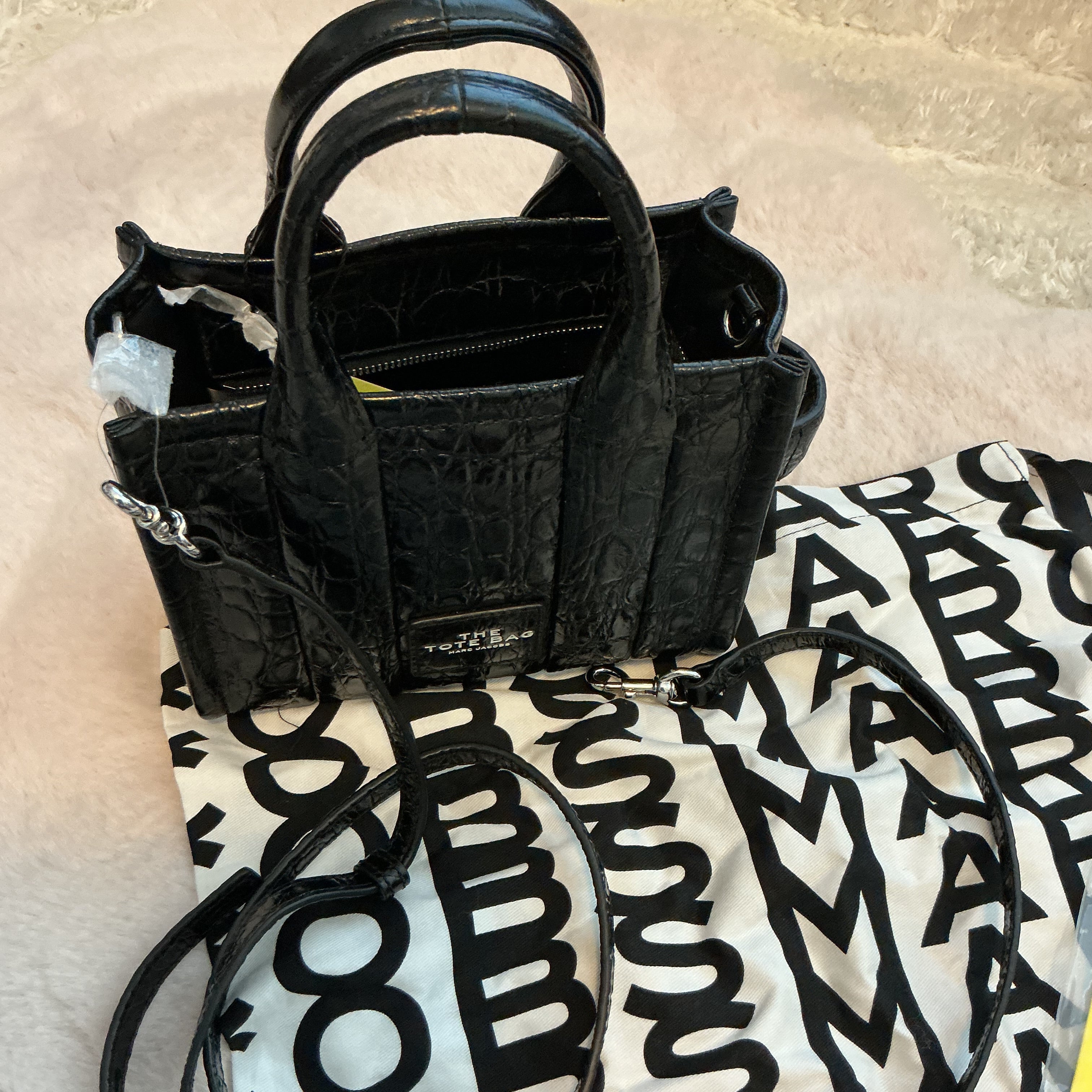 MARC JACOBS MINI CROSSBODY WITH STRAP DUST BAG