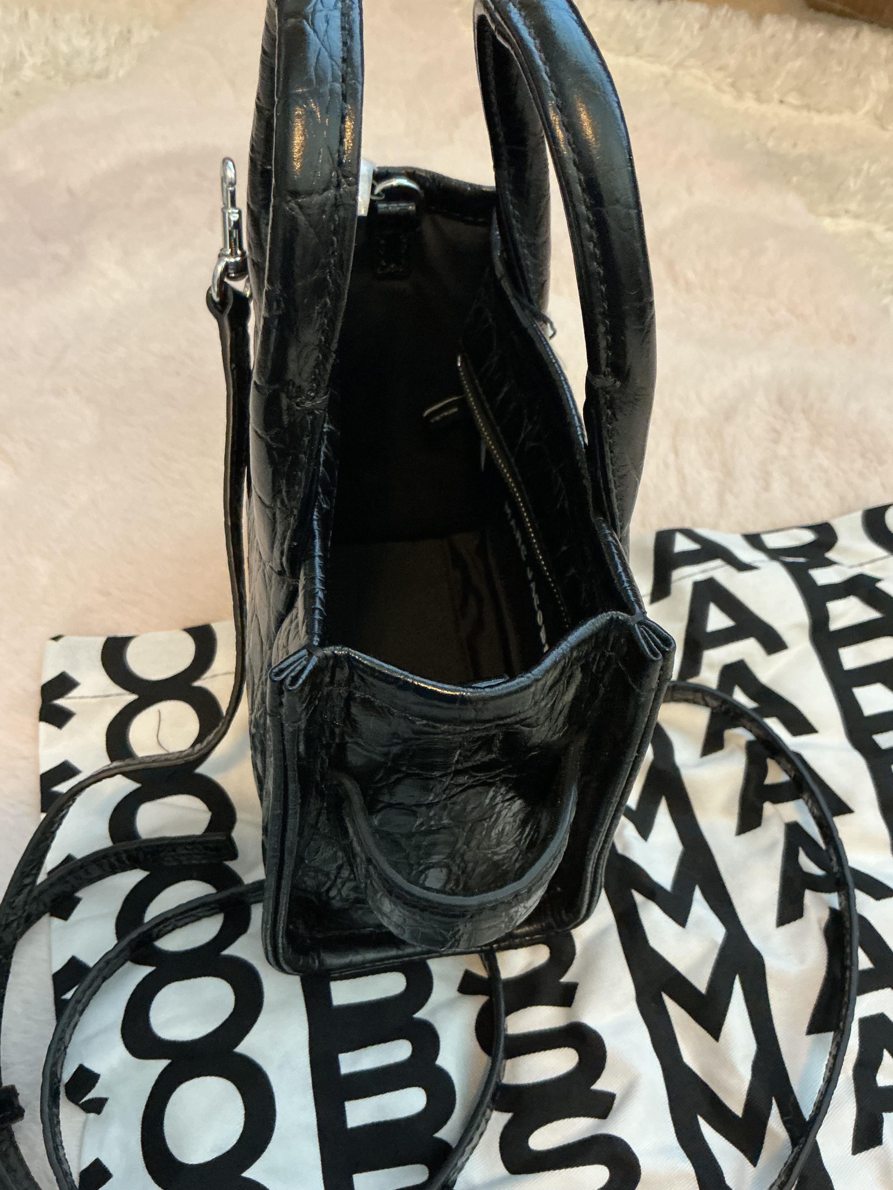 MARC JACOBS MINI CROSSBODY WITH STRAP DUST BAG
