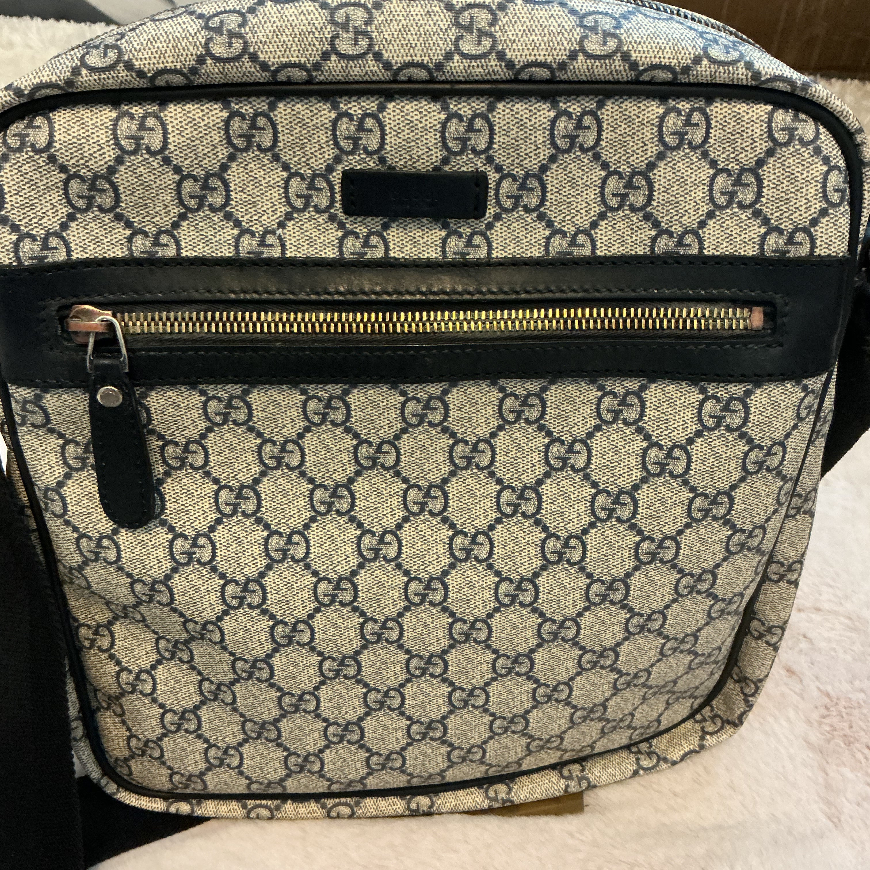 GUCCI GG MONOGRAM SUPREME MESSENGER CANVAS CROSSBODY