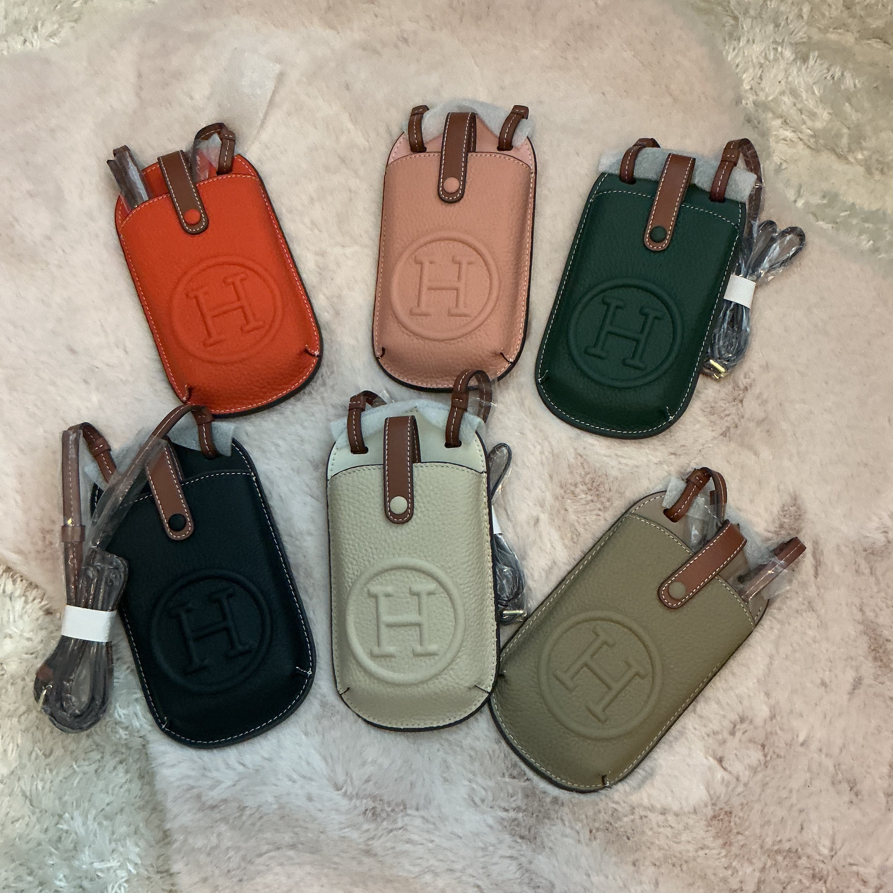 LEATHER SMARTPHONE HOLDER CROSSBODY STRAP CARD SLOTS
