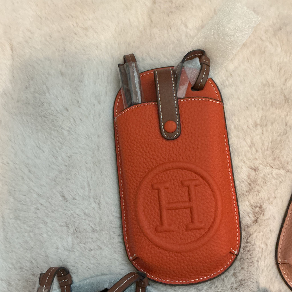 LEATHER SMARTPHONE HOLDER CROSSBODY STRAP CARD SLOTS