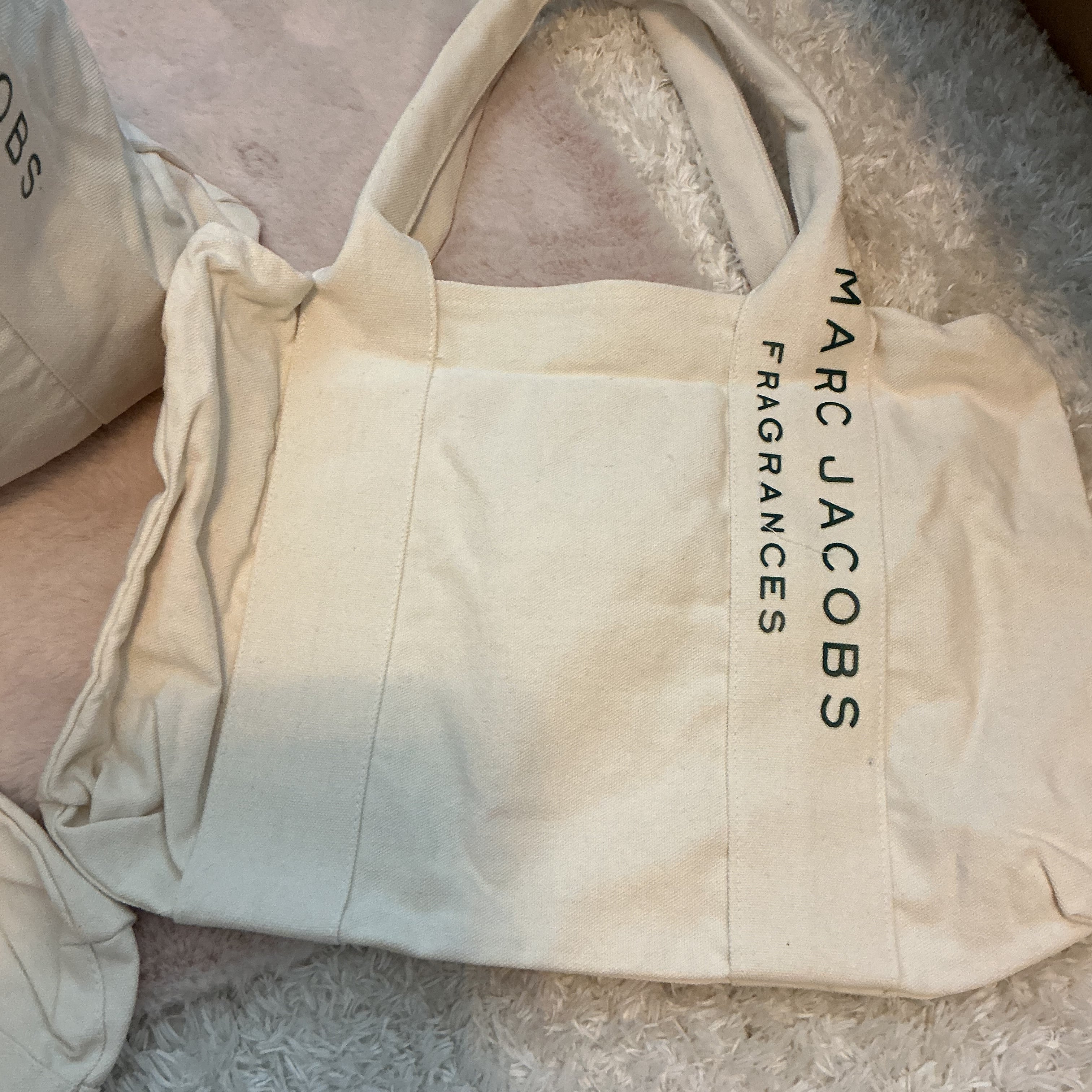 MARC JACOBS FRAGRANCE  DENIM TOTE