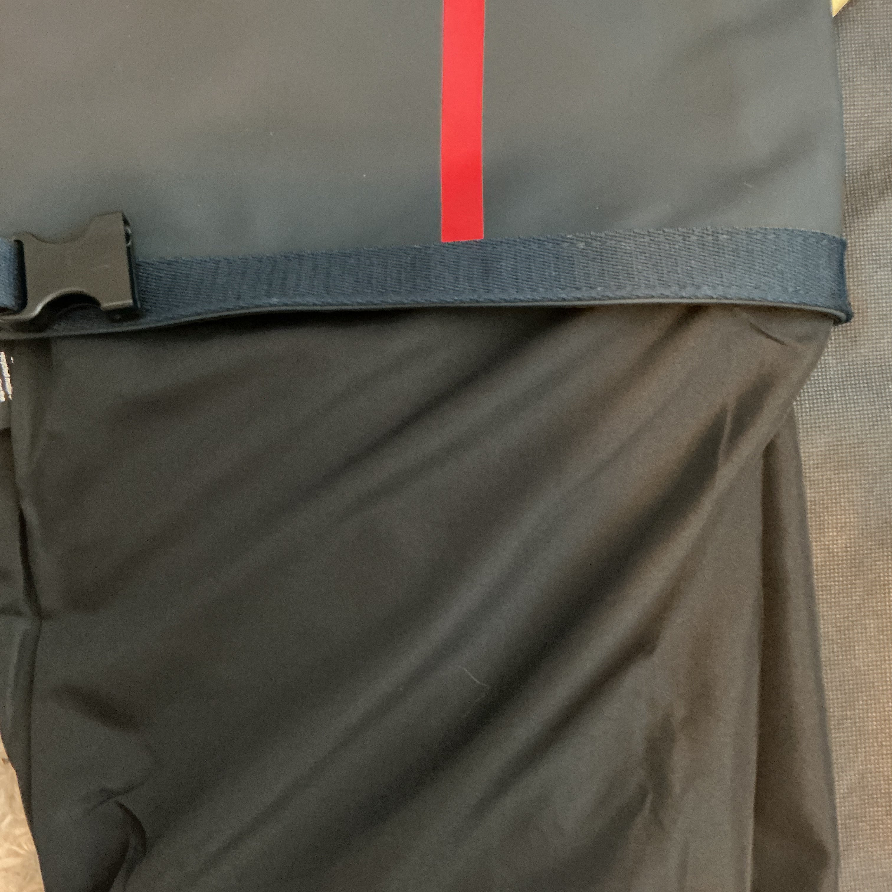 PRADA OCEAN LUNA ROSSA