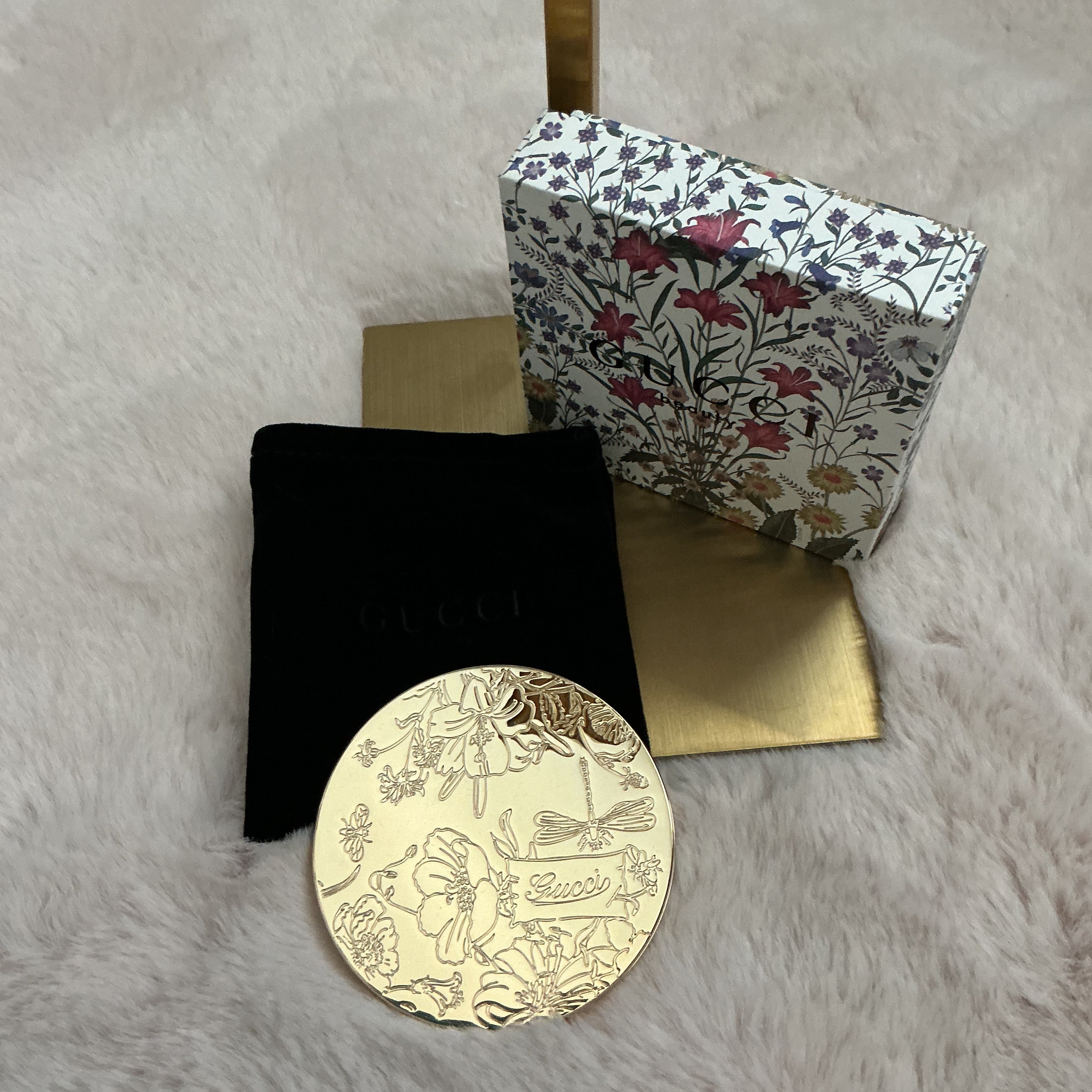 GUCCI BEAUTY COMPACT MIRROR VIP ITEM