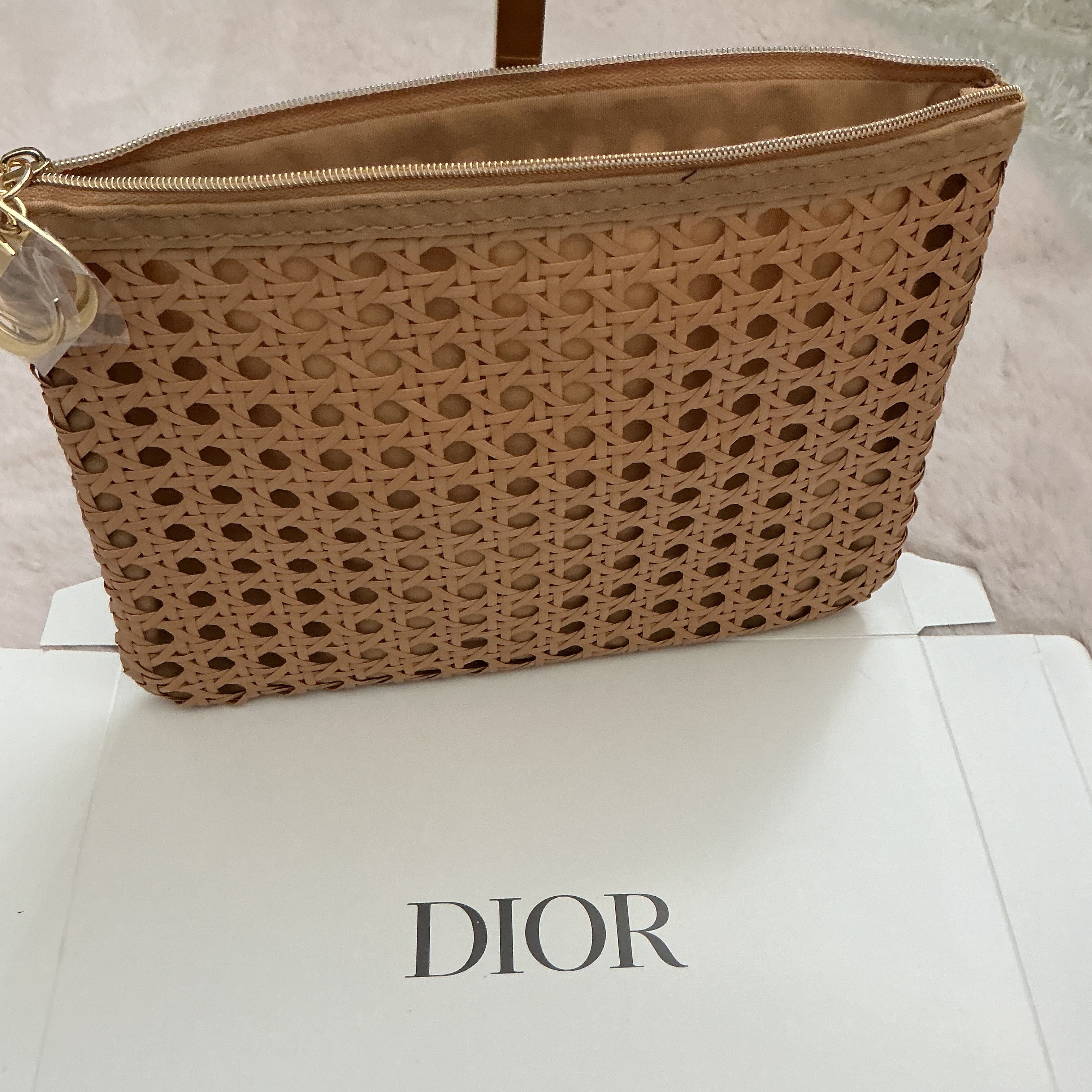 DIOR MAKE UP ZIPPER NATIVE POUCH GWP ITEM