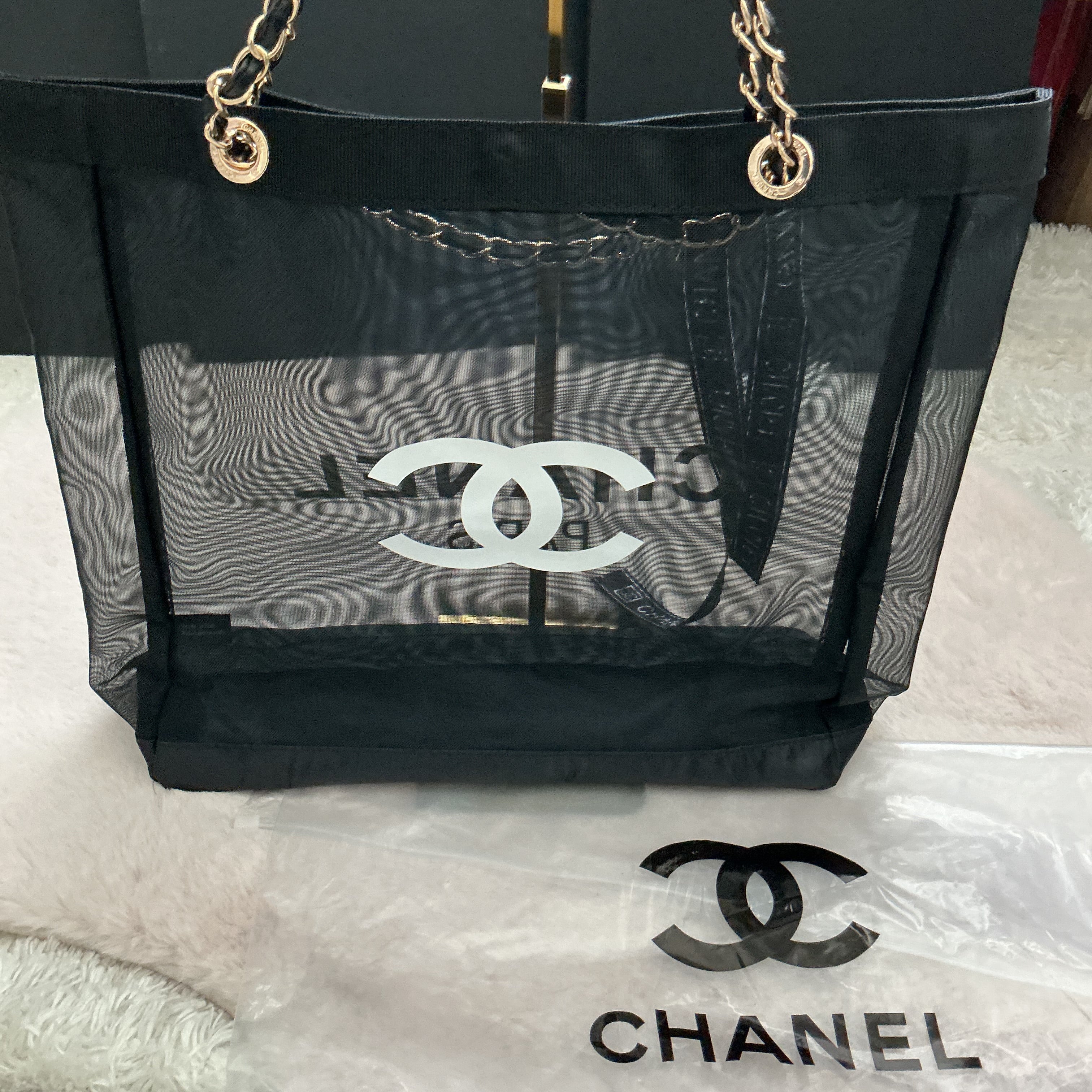 CHANEL LARGE MESH TOTE WITH MATCHING POUCH GWP ITEM