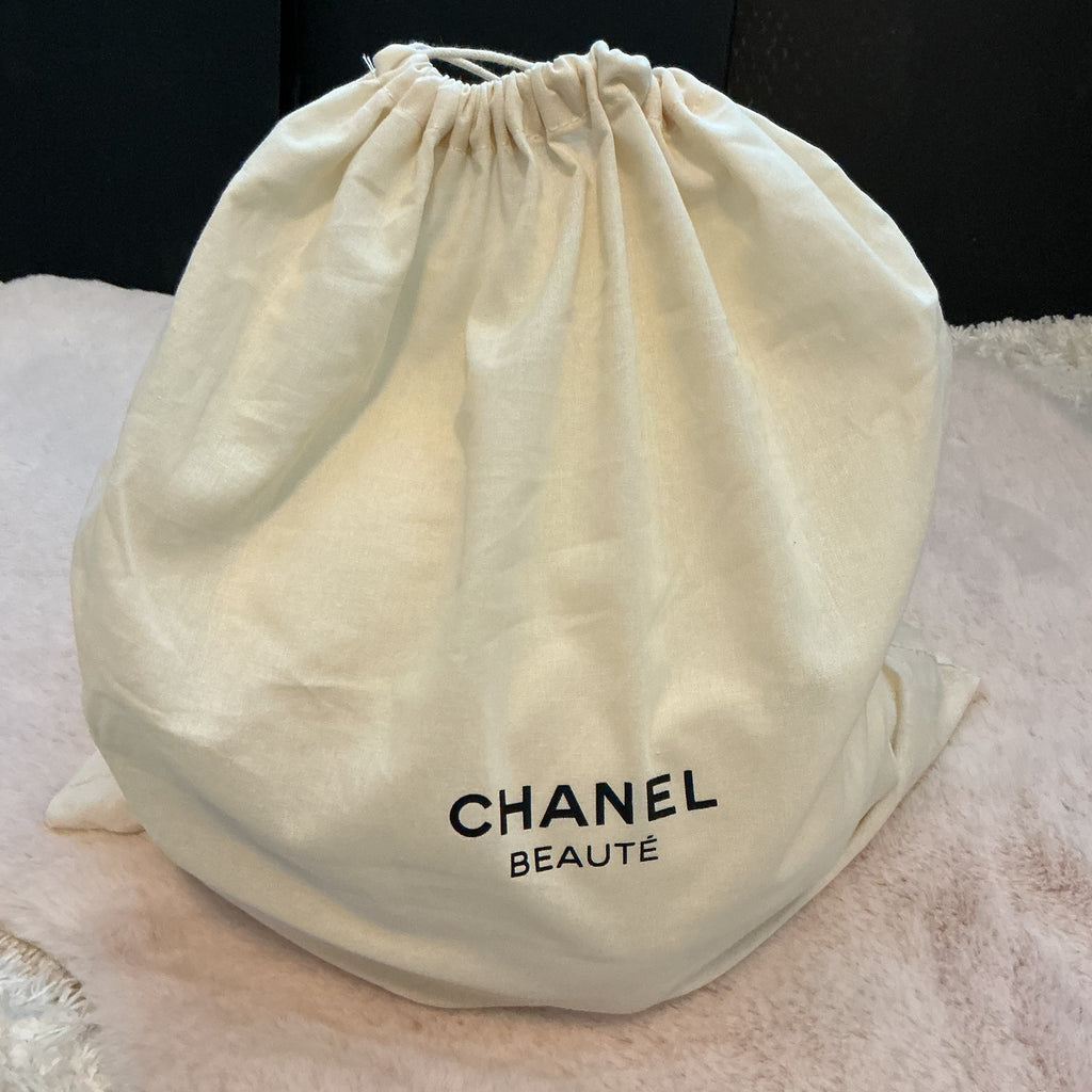 CHANEL BEAUTE BEACH/POOL TOWEL WITH CANVAS CARRYING BAG GWP ITEM