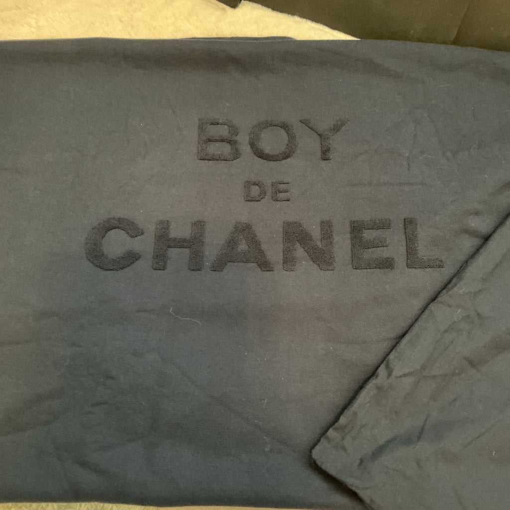 CHANEL BEAUTE BEACH/POOL TOWEL WITH CANVAS CARRYING BAG GWP ITEM