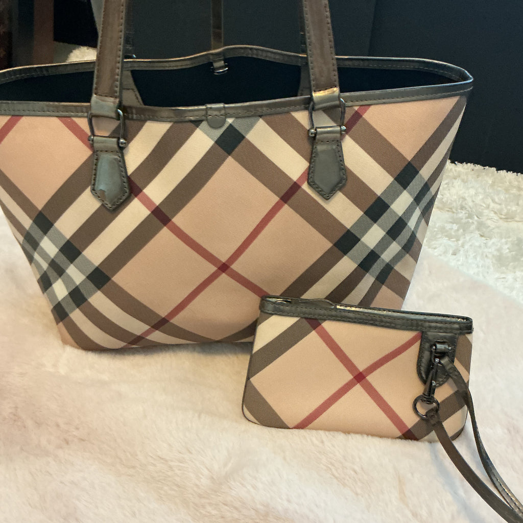 Burberry Nova Check MM Tote with Wristlet
